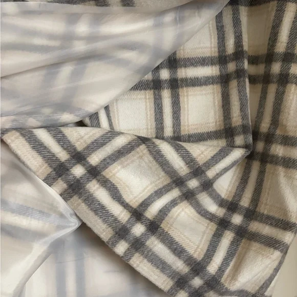 Bagatelle Plaid Mini Skirt - Picture 4 of 5